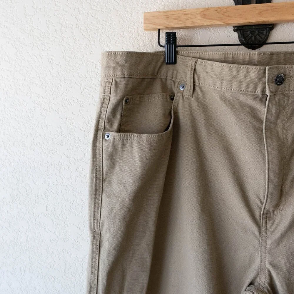 Magellan Men’s Khaki Pants 42W x 30L | Stain Release Stretch Cotton Workwear - Picture 4 of 10